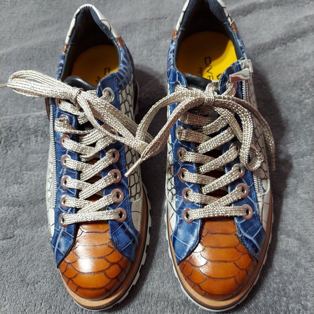 Diva Shoes Firenze Leather Sneaker-Style Shoes in Blue Multi Prints size 38EU